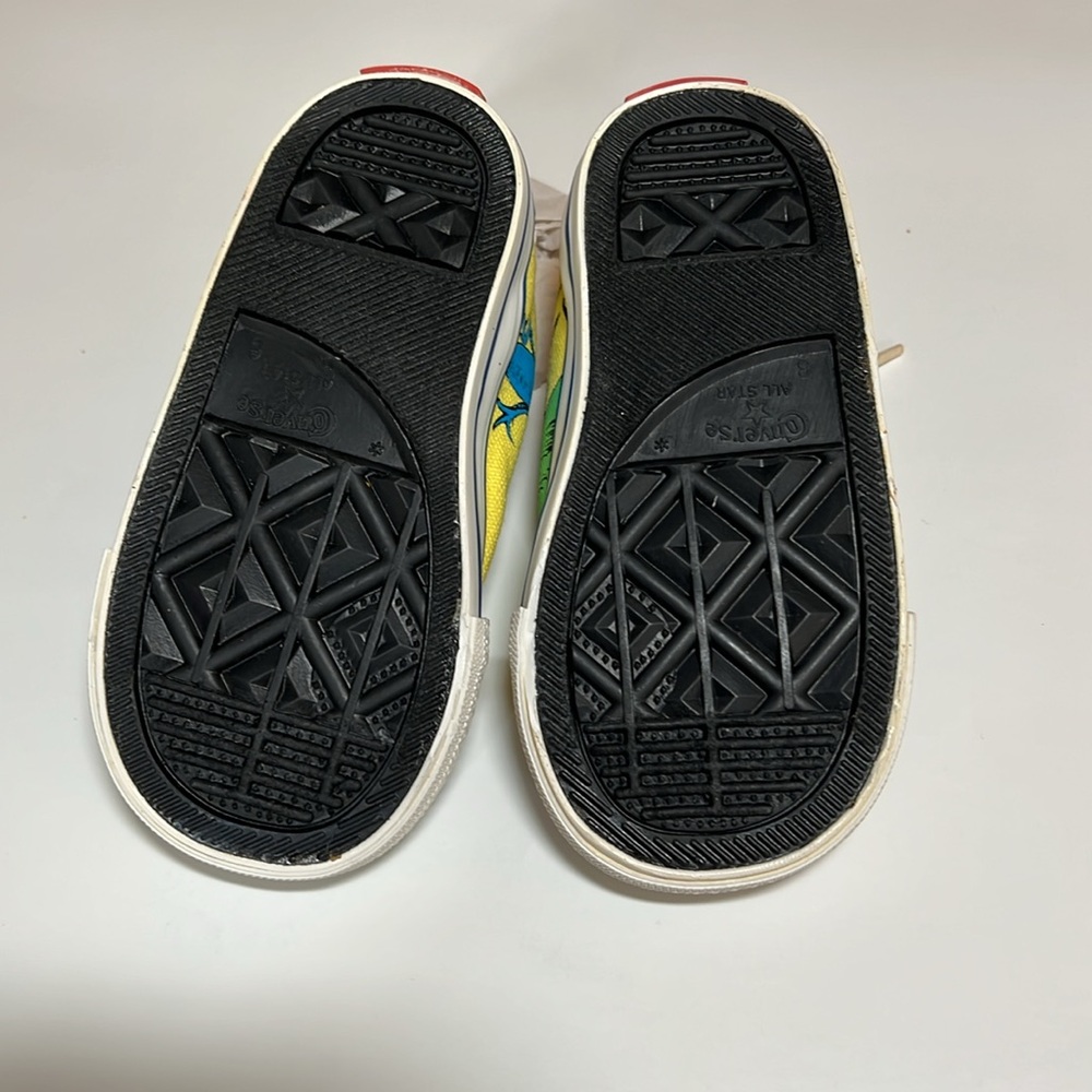 Infant Dr Seuss Converse Sneakers one fish two fish red fish blue fish Size 6 - Picture 9 of 10